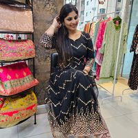 divya_boutique
