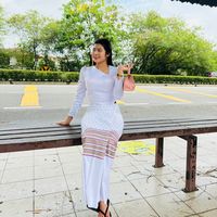 မူရင်းအသံ - Mee Lay