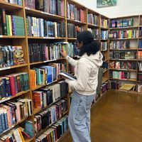 a_pineapple_that_reads