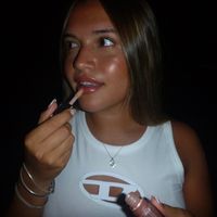 ____uma