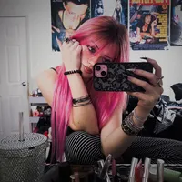 fOlLoW mE