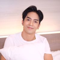 เสียงต้นฉบับ - พระเอก เจมส์บอล
