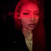 Me tienen embidia por ser bonita