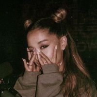 arianaaismymother