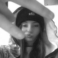 04saphiraa