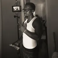 b you look good eshit MurdaMan