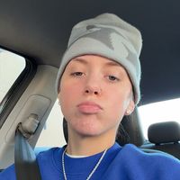 lesbiwhiteboycarl