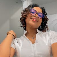 lucydelossanto19