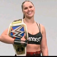 ronda_rousey_fans_