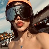 cami_9737