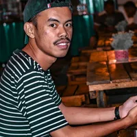 goyang velocity X makanan angus