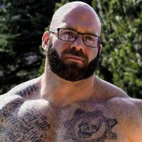hairy_musclebear