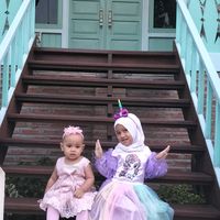 suara asli - Nayla & Naureen