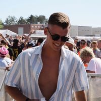 Handwerker Mickie Krause und Julian Sommer