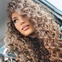 mena_espositoo