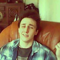 je cours dans la cave