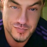 brad_djicon