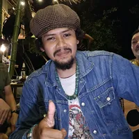 เพลง เล่นตัว บ่าววี