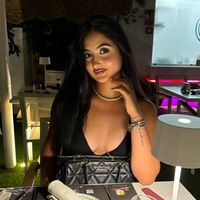 amira_hadek