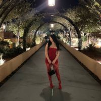 neveahisabella