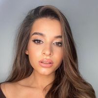 julia_popovych