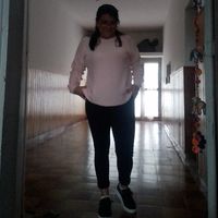 laura.1977.lau