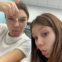 yanaangie_sg