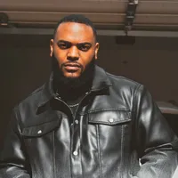 Black Women 2 by Lord Vizion