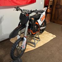 hennys_ktm