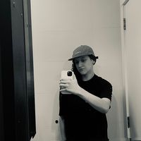 steuck__