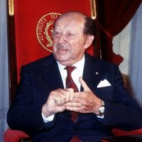 gral.stroessnerr