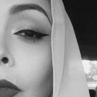 yeseniabenitez_112727