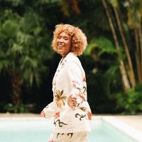 O show tem que continuar Becca Perret