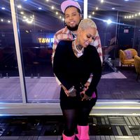 prettyhustler_mrs.ocasio