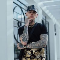 jessegallanthairstylist