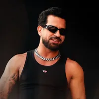 Akon Right Now DENNIS e Izzy REMIX