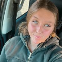 insanebluecollarbabe23