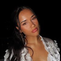 hallieaiono