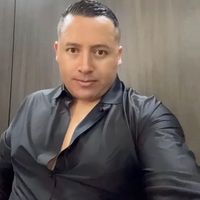 robertopineda7247