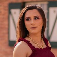 janyoliver24