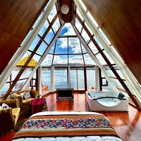 titicacahouseperu