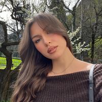 laurabove