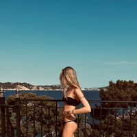 holly_hunter
