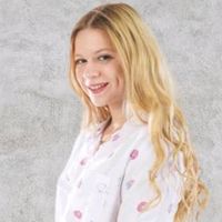 _ellie_17_18_