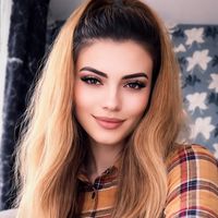 cristina_28_29
