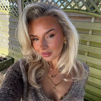 leilapeacock_