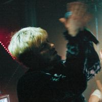 MILIJONAS NAKTŲ