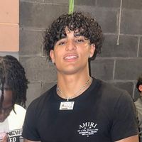 young.curly_