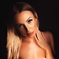 arianasmith02
