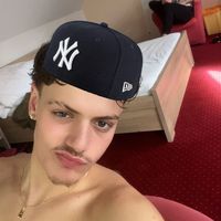 samo_cupek